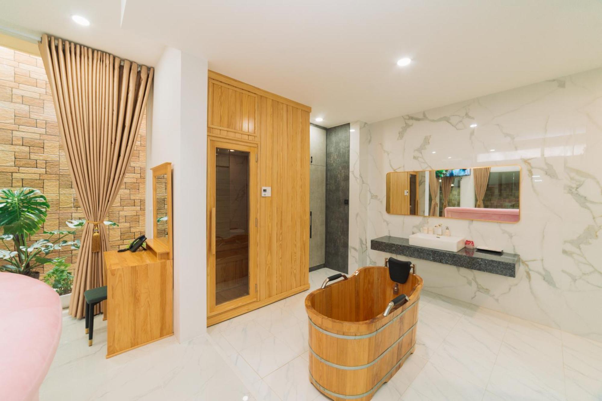 Quy Tai Premium Hotel Dalat Eksteriør bilde